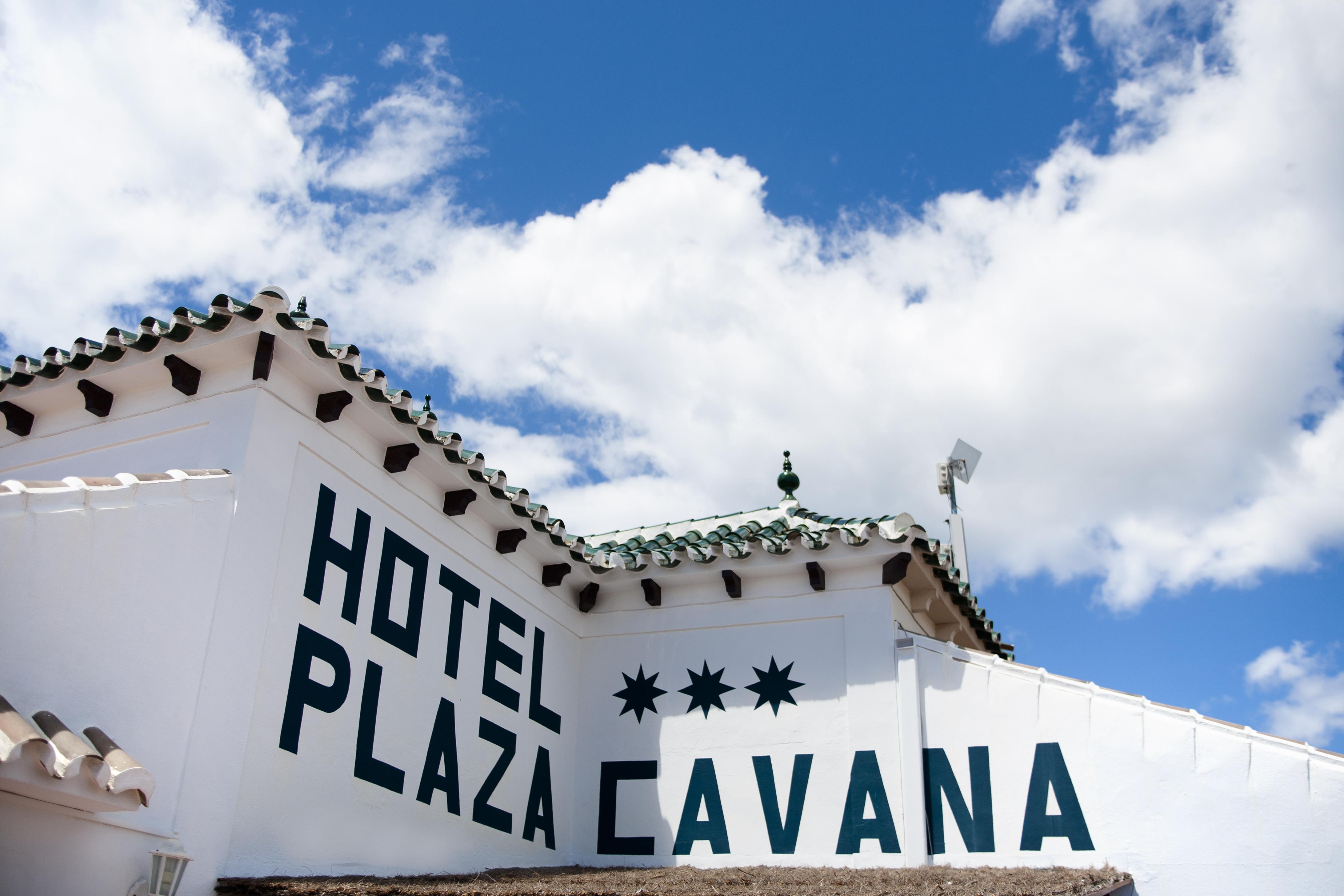 Hotel Plaza Cavana Нерха Экстерьер фото